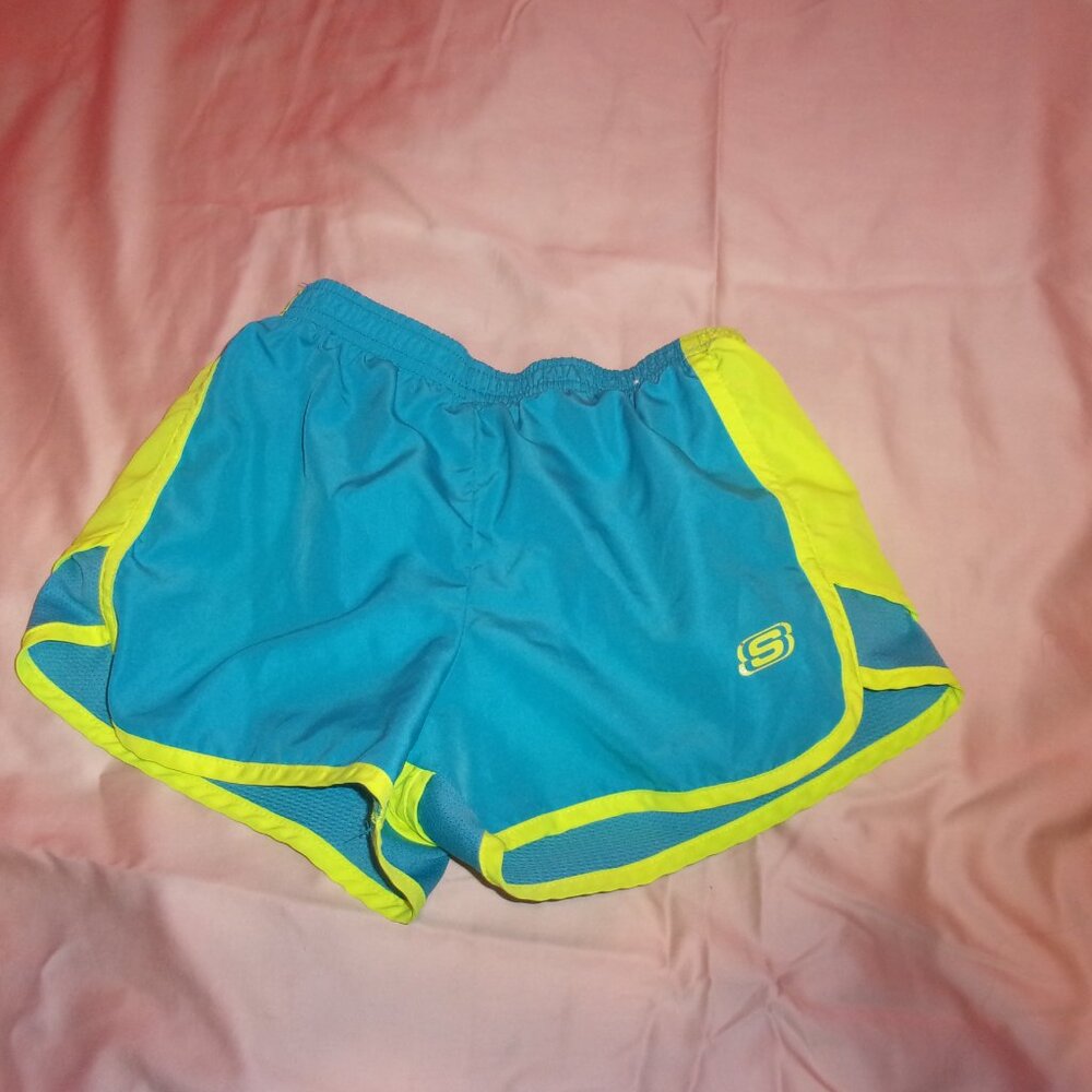 shorts - Picture 2 of 3